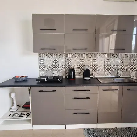Apartament Mare *